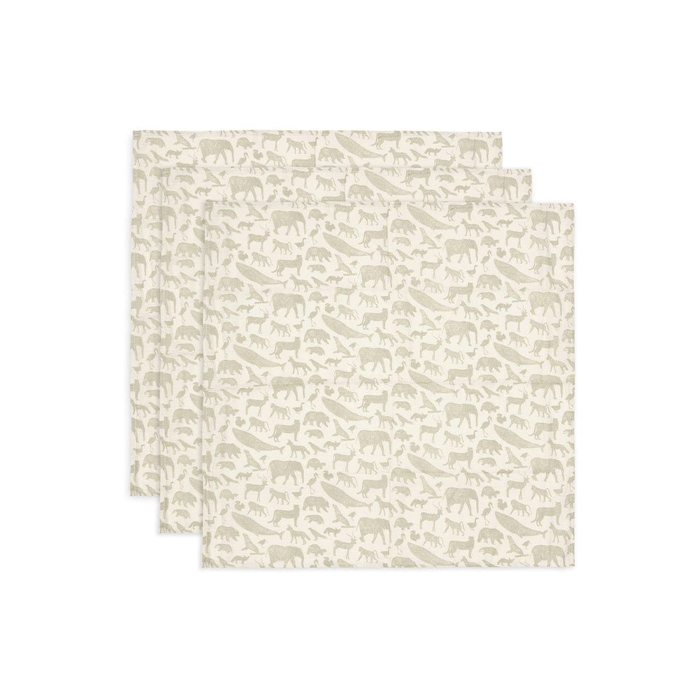 Een musthave: de 3-pack hydrofiel doek small in de variant happy Miffy nougat van Jollein. Want van swaddle doeken heb je als ouders nooit genoeg. Functioneel en hip! Afmeting 70  x 70 cm. VanZus