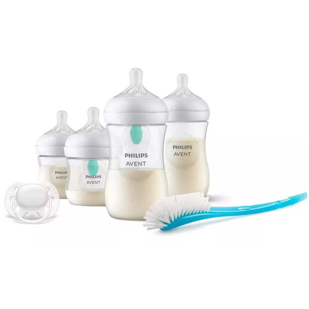 De Philips Avent babyflessen starterset 4 stuks combineert de natural response flesspenen met het antikoliekventiel, tegen luchtinname tijdens het voeden. Inhoud: 2x125 ml en 2x 260 ml, incl flesspeen. Vanaf 0+. VanZus