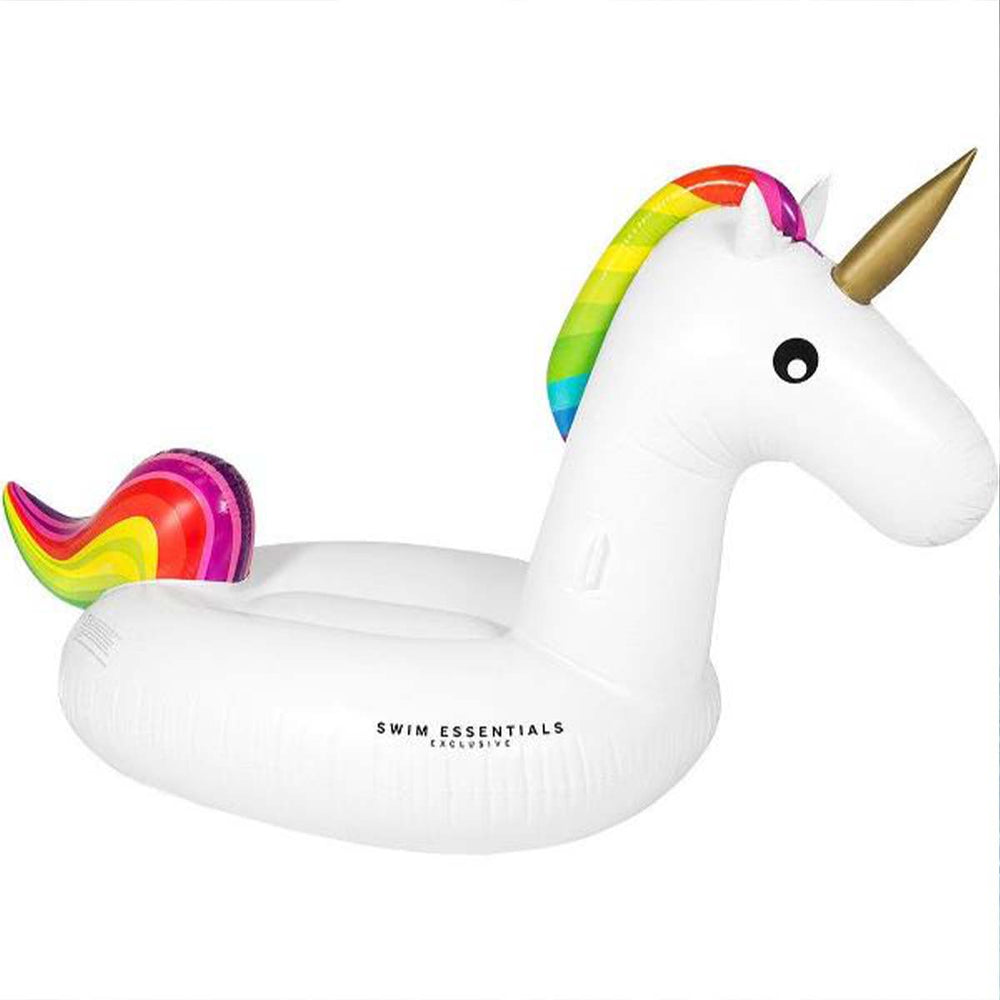 Het Swim Essentials luchtbed 150 cm unicorn is deze zomer de beste vriend van jouw kindje! Lekker de hele dag dobberen in het zwembad. Dankzij het XL formaat is dit luchtbed ook geschikt voor grotere kinderen. VanZus.