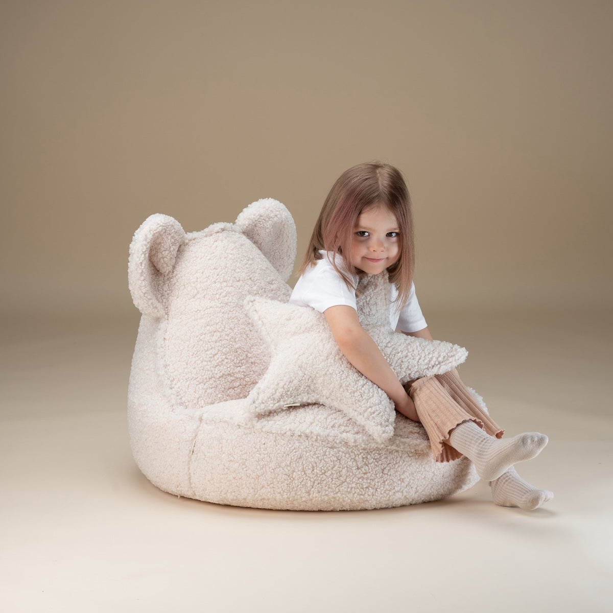 Wigiwama beanbag bear cream white