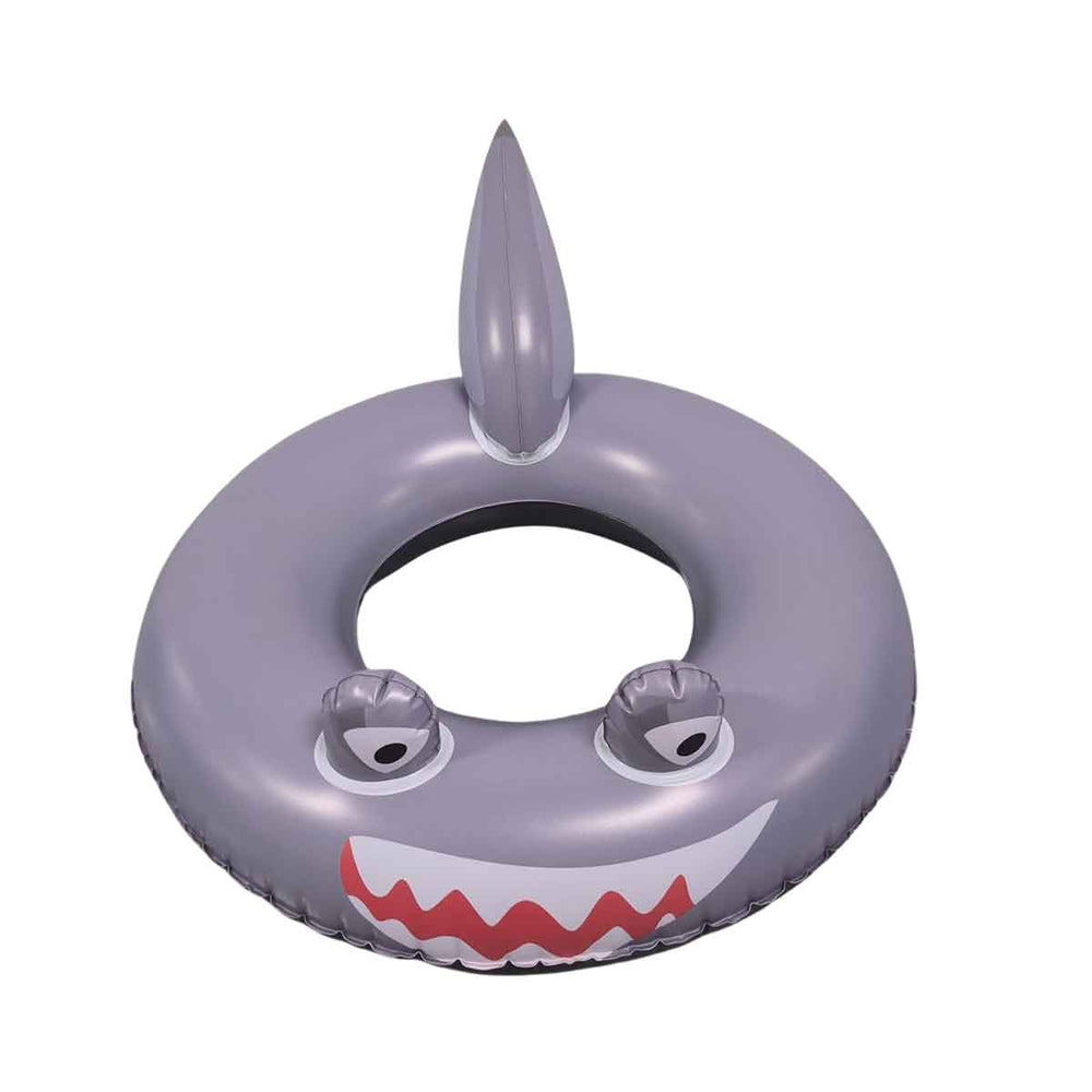 De Swim Essentials animal zwemband 55 cm grey shark is het perfecte accessoire voor jouw kindje tijdens een dagje bij het zwembad of de zee. Deze leuke zwemband heeft de looks van een grijze haai. VanZus.