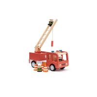 Brand! Gelukkig, daar komt Kid’s Concept brandweerwagen AIDEN al aangeracet. Deze mooie houten brandweerauto heeft een echte ladder en natuurlijk een aantal brandweerlieden. VanZus.