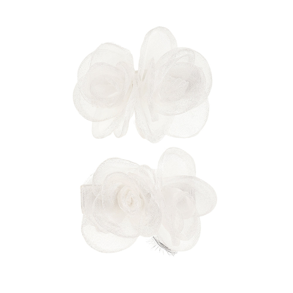 Souza's set van twee haarspelden in de variant Joosje rose is een echte blikvanger. Maak het haar van jouw mini mooier met deze lieve set. Voorzien van rozen in de kleur wit. Geschikt vanaf 3 jaar. VanZus