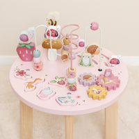 Ontdekken maar! De fairy garden activiteitentafel van het merk Little Dutch zit boordevol leuke spelletjes voor kleine ontdekkers. Ontwikkelen, spelen en plezier maken. VanZus