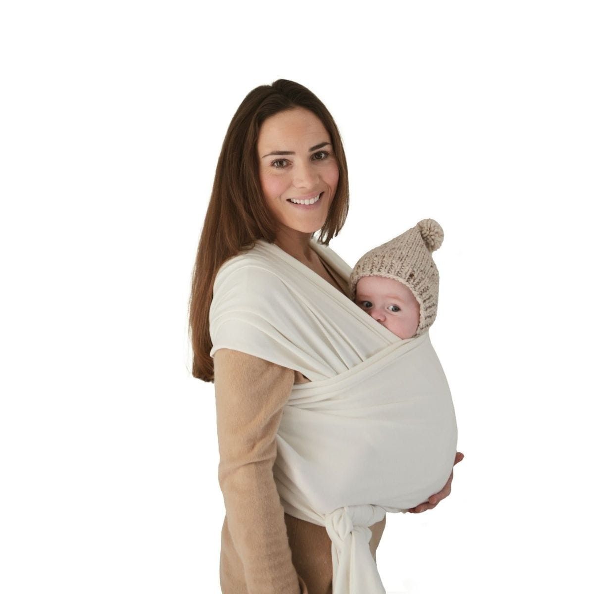 Er is niets prettiger dan je kindje te dragen met een draagdoek. Van het merk Mushie is de draagdoek ivory verkrijgbaar. Universele pasvorm, geschikt voor baby’s van 3,6-14,9 kg. In verschillende kleuren. VanZus