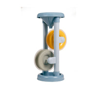 Ben je op zoek naar leuk en uitdagend zomerspeelgoed? Met deze leuke zand/watermolen blauw van het merk Little Dutch heeft je mini uren speelplezier met het zand of met het water. VanZus