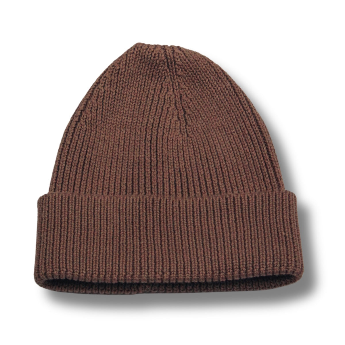 De Two You Label gebreide beanie in de kleur brown rust is de perfecte finishing touch voor de winteroutfit van je kleintje. De beanie is gemaakt van een zachte gebreide stof en houdt het hoofdje lekker warm tijdens de koude dagen. VanZus