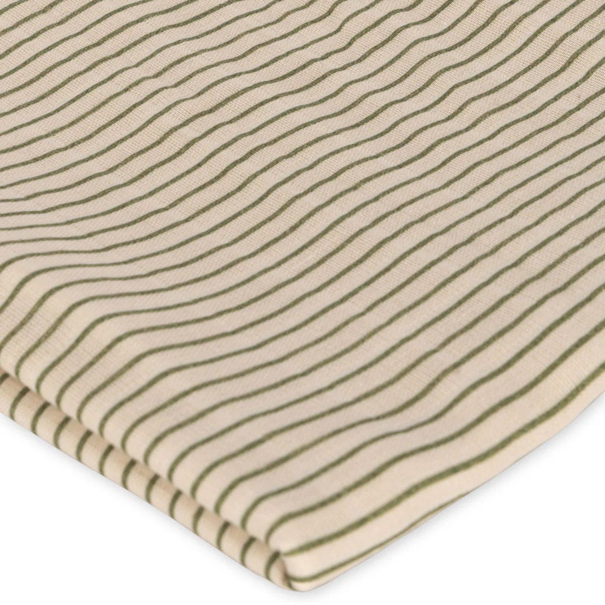 De grote hydrofiele inbakerdoek de variant tea stripe is gemaakt van 100% biologisch katoen en ideaal voor het inbakeren en verzorgen van je baby. Een must-have voor elke ouder! 120 x 120 cm. VanZus