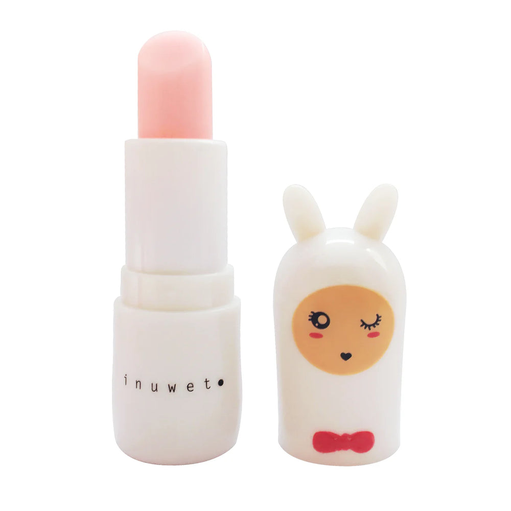 Verwen je lippen met de Inuwet Cotton Candy lippenbalsem in white. Deze balsem hydrateert intensief met een subtiele suikerspingeur en verzorgende ingrediënten zoals sheaboter en kokosolie. Vegan en dierproefvrij. VanZus