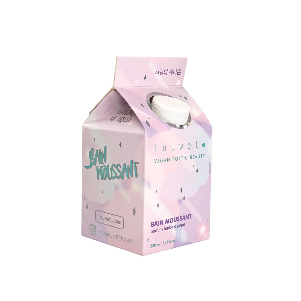 Verwen jezelf met de luxe Inuwet badschuim in de geur cotton candy. Deze vegan badschuim hydrateert je huid en zorgt voor een ontspannende wellnesservaring met een vleugje suikerspin. Perfect cadeau! VanZus