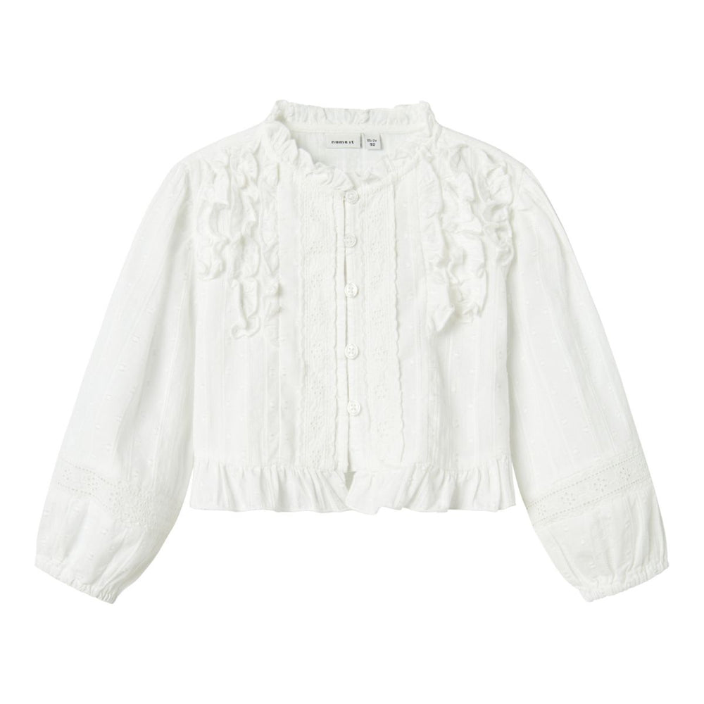 Hoe lief is dit hellia blousje in de kleur bright white van het merk Name It?! Dit schattige blousje is ideaal om romantische outfits mee te maken en zal je kindje ontzettend schattig staan! Het blousje heeft een witte kleur en heeft verschillende lieflijke details. VanZus
