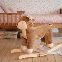 Beleef magische momenten met het Little Dutch hobbeldier hert fairy garden. Veilig en knuffelbaar speelplezier voor kinderen van 1-4 jaar. VanZus