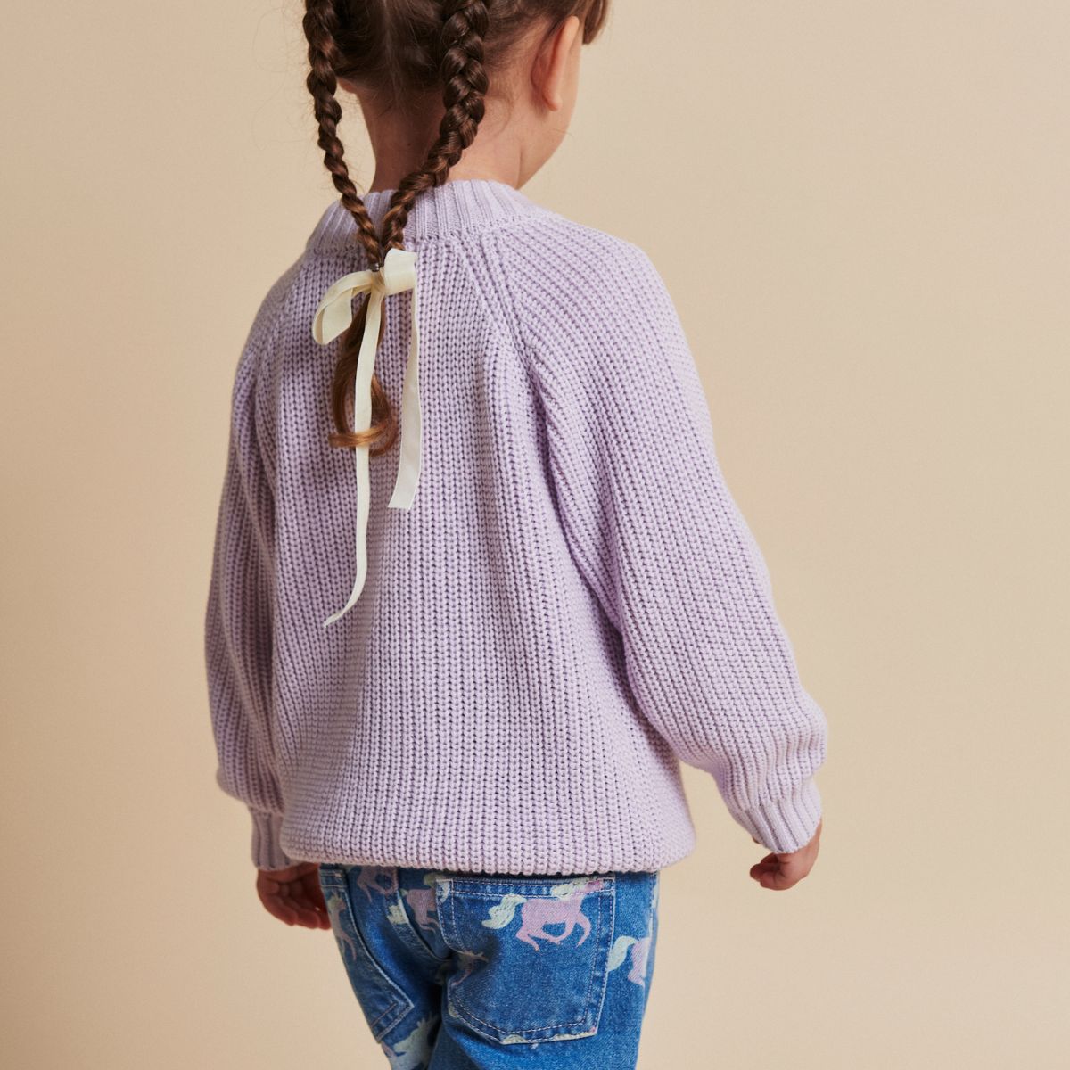 De Copenhagen Colors classic rib trui lavender is een fijne basic in een zachte lila kleur. De ribstructuur geeft de trui extra comfort en bewegingsvrijheid. VanZus