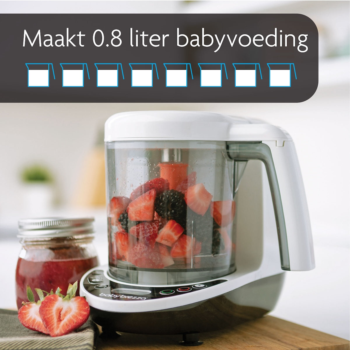 Maak het bereiden van gezonde, verse babyvoeding eenvoudig met de Baby Brezza food maker deluxe. Deze handige babyvoedingmaker stoomt en mixt in één stap, zonder dat je het eten hoeft over te scheppen zoals bij veel andere apparaten. Binnen slechts 10 minuten bereid je tot 900 ml voedzame maaltijden voor je kleintje. VanZus