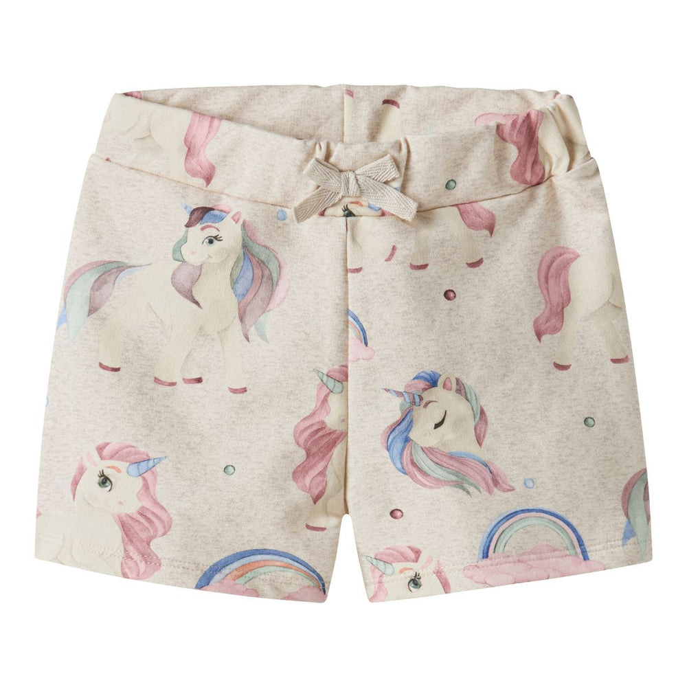 Creëer een relaxte en hippe look met deze darlinga sweat short in de kleur peyote melange van het merk Name It! Deze short is gemaakt van katoen en elastaan en zit dan ook heel comfortabel en voelt zacht aan. VanZus