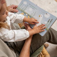 Het Little Dutch mijn dieren puzzelboek biedt uren speelplezier voor kinderen van 1-4 jaar met kleurrijke illustraties en puzzels. Ideaal cadeau! VanZus
