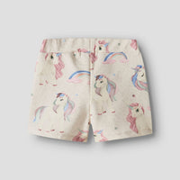 Creëer een relaxte en hippe look met deze darlinga sweat short in de kleur peyote melange van het merk Name It! Deze short is gemaakt van katoen en elastaan en zit dan ook heel comfortabel en voelt zacht aan. VanZus
