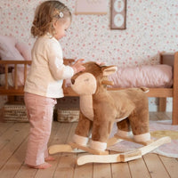 Beleef magische momenten met het Little Dutch hobbeldier hert fairy garden. Veilig en knuffelbaar speelplezier voor kinderen van 1-4 jaar. VanZus