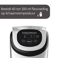 De nieuwe Baby Brezza formula pro mini flesvoedingmaker is een geweldig apparaat om razendsnel een warme fles voor je kleintje te maken.  Het apparaat mengt, verwarmt en doseert melkpoeder automatisch met slechts één druk op de knop tot de juiste dikte en op lichaamstemperatuur. VanZus