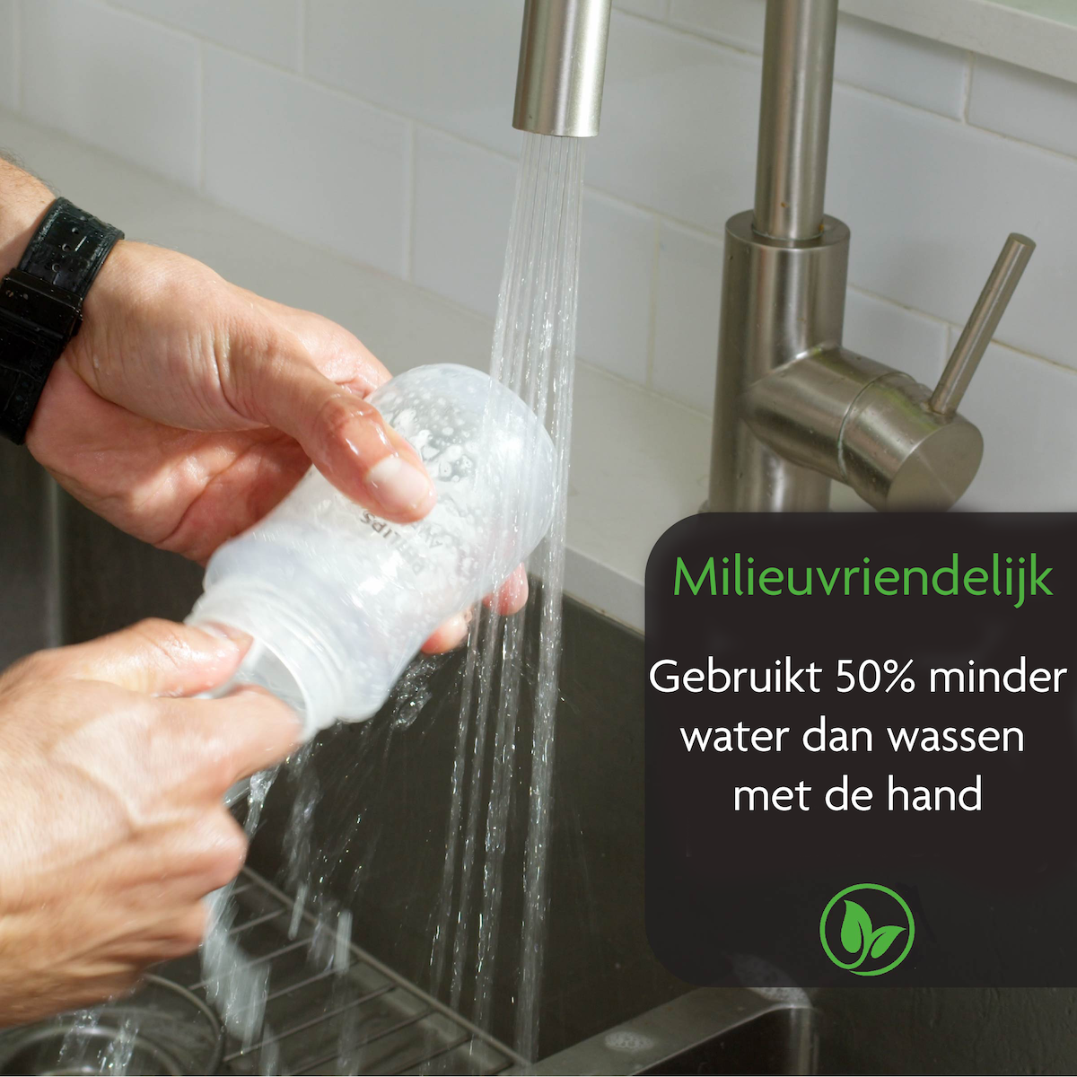 Ontdek de Baby Brezza bottle washer pro sterilisator, de ultieme oplossing voor het reinigen van babyflesjes. Deze flessenwasser wast, steriliseert en droogt elk onderdeel van de fles, inclusief de moeilijk bereikbare plekken, met behulp van 20 hogedrukstralen. VanZus