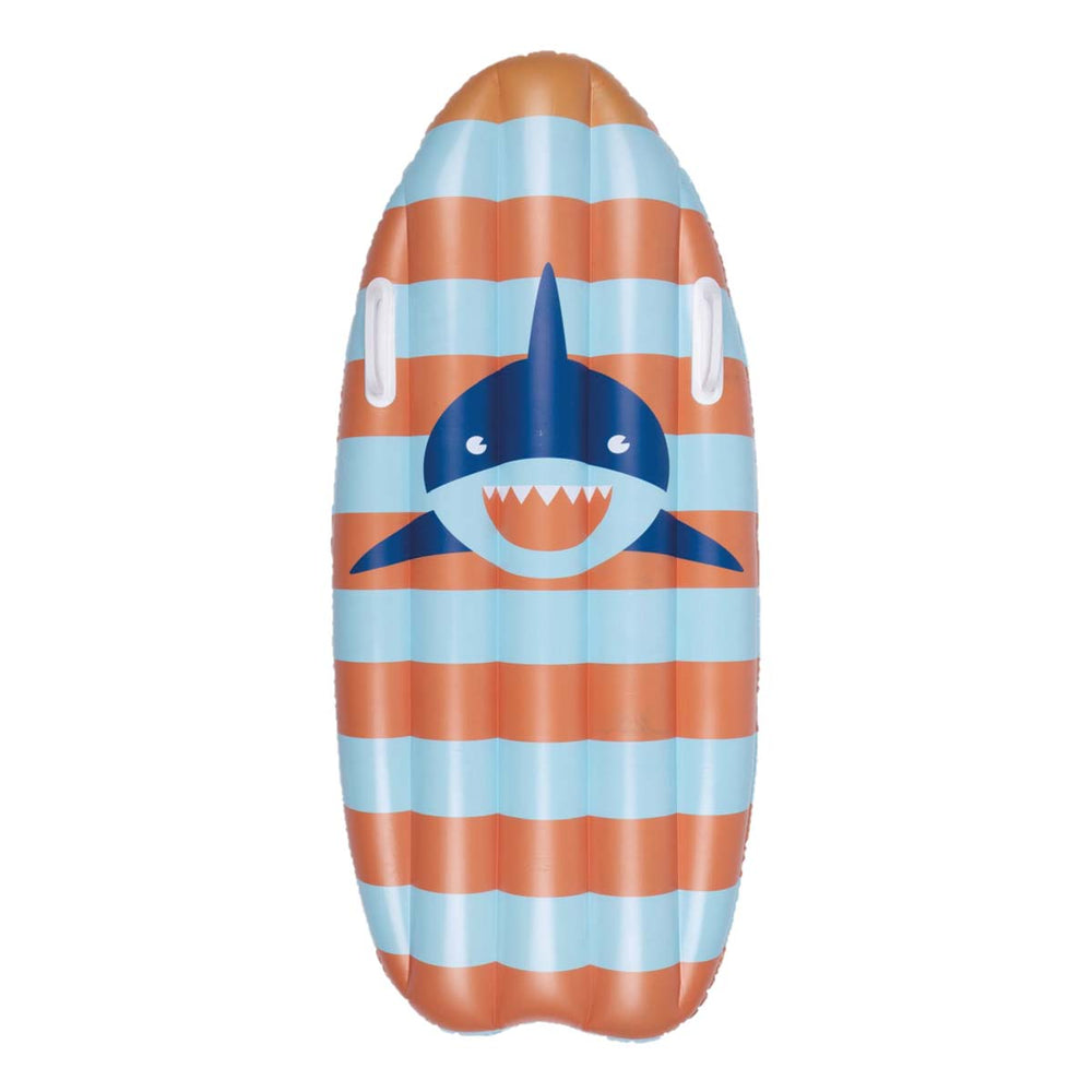 Het Swim Essentials luchtbed 120 cm surfboard shark stripes is een super leuk accessoire voor jouw kindje tijdens een dagje bij het zwembad of de zee. Dit leuke opblaasbare surfboard zorgt voor veel plezier! VanZus.