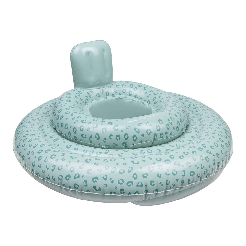 De Swim Essentials baby zwemband green leopard is het perfecte accessoire wanneer je samen met je kleintje gaat zwemmen. Dankzij deze babyfloat kan je kleintje ontspannen en veilig ronddobberen in het water. VanZus.