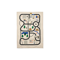 Dit superleuke Adonna speelkleed road map sandy van Liewood is makkelijk mee te nemen en prikkelt de fantasie van jouw kleintje. Het kleed bevat leuke sensorische details en zal dankzij de verschillende thema's die te zien zijn op het kleed, zorgen voor uren speelplezier. VanZus