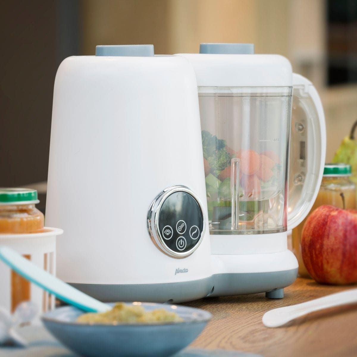 Maak babyhapjes zelf met de babyvoeding foodprocessor BFP66 van Alecto. Snel, makkelijk en gezond! Blenden, stomen, verwarmen en steriliseren kan dit apparaat. Schakelt zichzelf uit na 40 min. VanZus