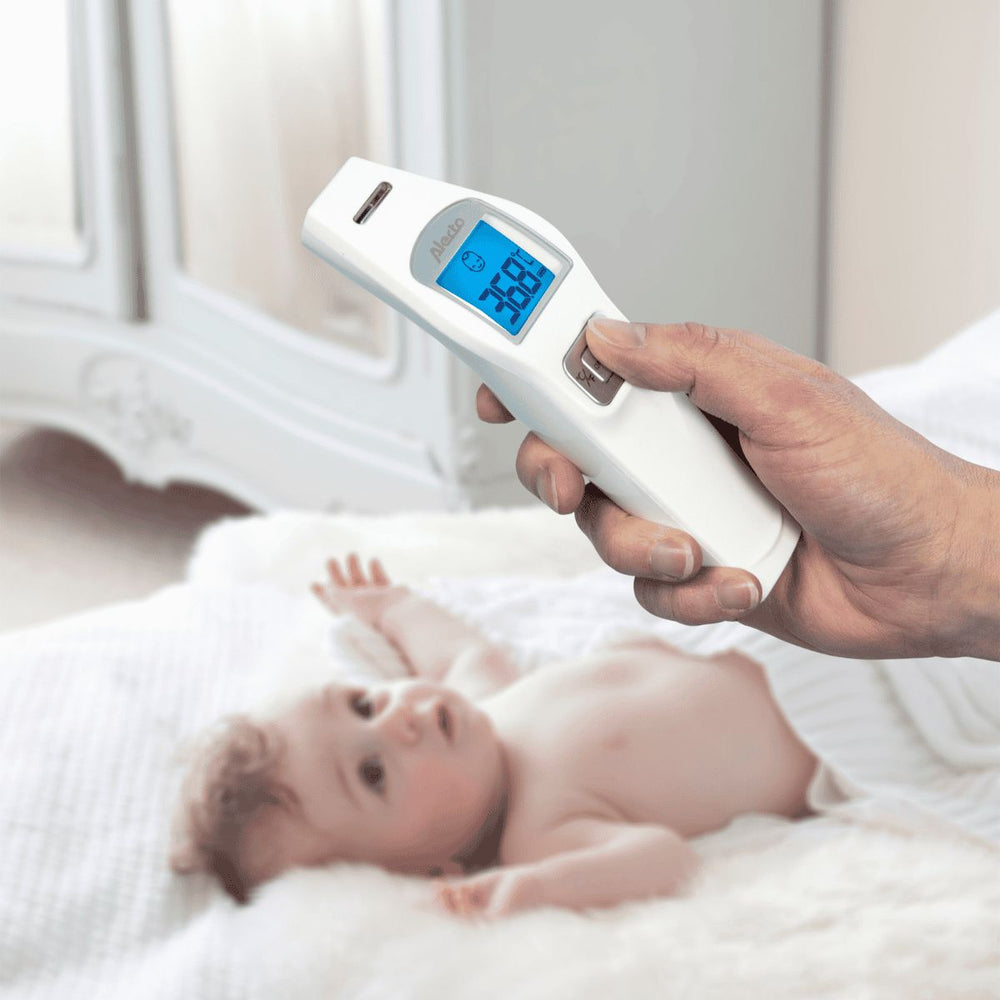 Meet de temperatuur van jouw kindje nauwkeurig en snel met deze voorhoofdsthermometer infrarood BC37 van het merk Alecto. Het apparaat slaat de laatste 20 metingen automatisch op. VanZus