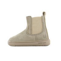 Shoesme weet wel wat hip is! Deze chelsea boots in de kleur beige bijvoorbeeld! Wat een toffe zandkleurige laarzen. Dit trendy laarsje is ontworpen voor kinderen die al goed los kunnen lopen en dol zijn op ontdekken, rennen en spelen. VanZus