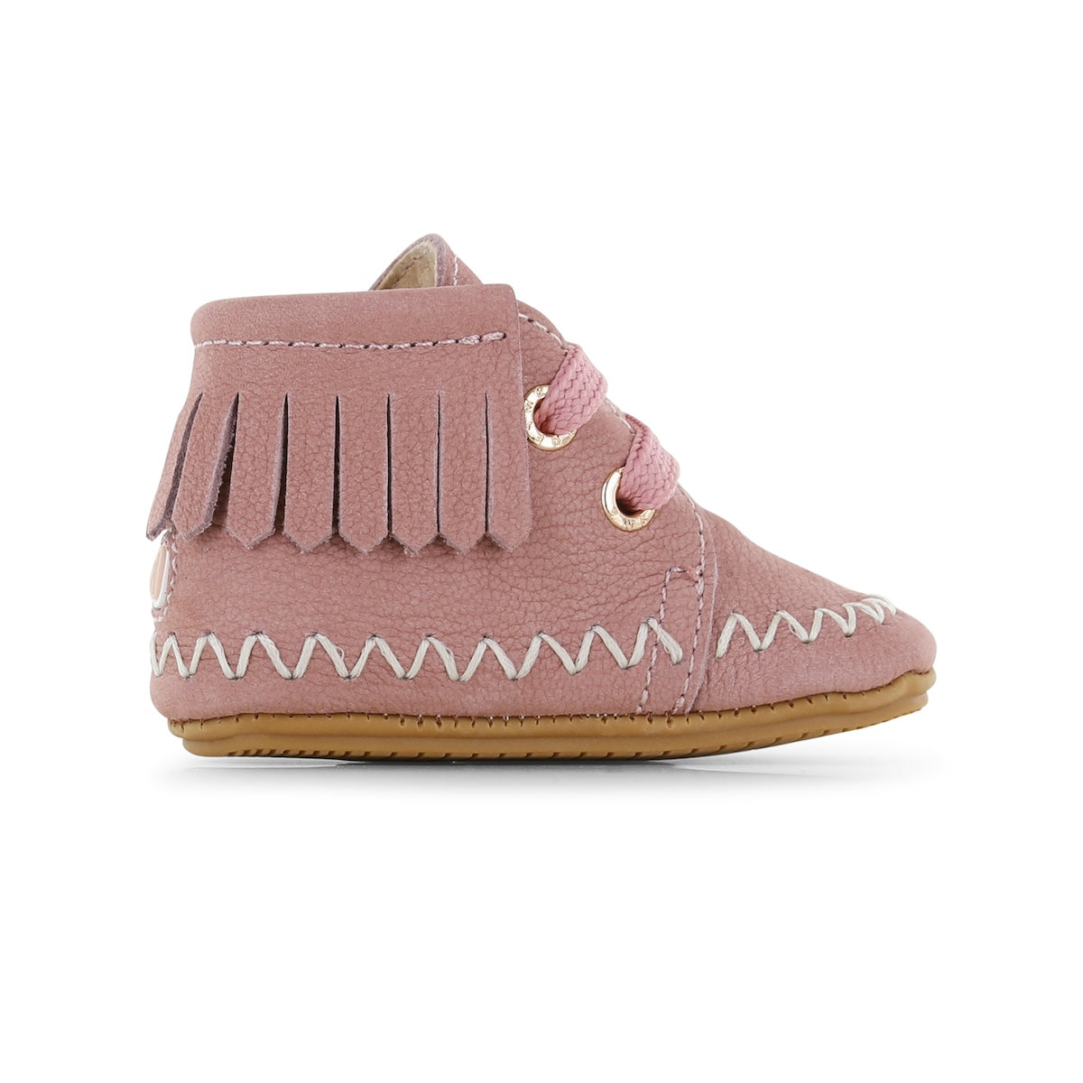 Stijlvol, comfortabel en veilig: de Shoesme baby-proof schoen met franjes in old pink. Speciaal ontworpen voor kindjes die hun eerste stapjes zetten. Met veter en anti-slipzool. In verschillende kleuren en maten. VanZus