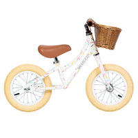 Ontdek deze kleurrijke Banwood loopfiets vintage banwood x marest allerga white! Deze toffe loopfiets voor jongens en meisjes heeft een witte kleur en is voorzien van een vrolijke confettiprint. VanZus