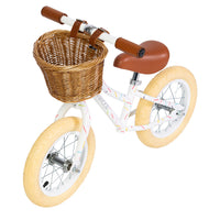 Ontdek deze kleurrijke Banwood loopfiets vintage banwood x marest allerga white! Deze toffe loopfiets voor jongens en meisjes heeft een witte kleur en is voorzien van een vrolijke confettiprint. VanZus