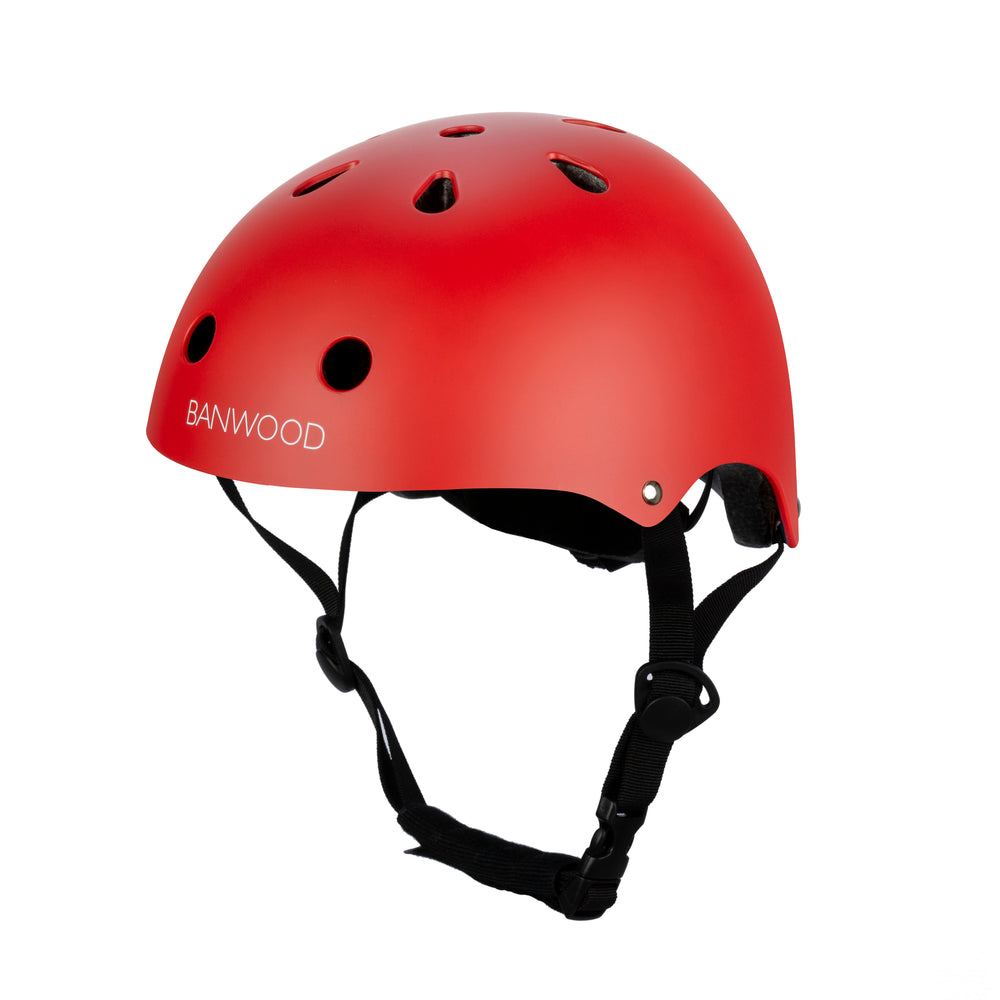 Deze Banwood helm classic matte red is een kinderhelm die het hoofd van je kindje goed beschermt, maar waarmee je kindje ook nog eens stijlvol is. Een helm voor skaten, skateboarden en fietsen! VanZus