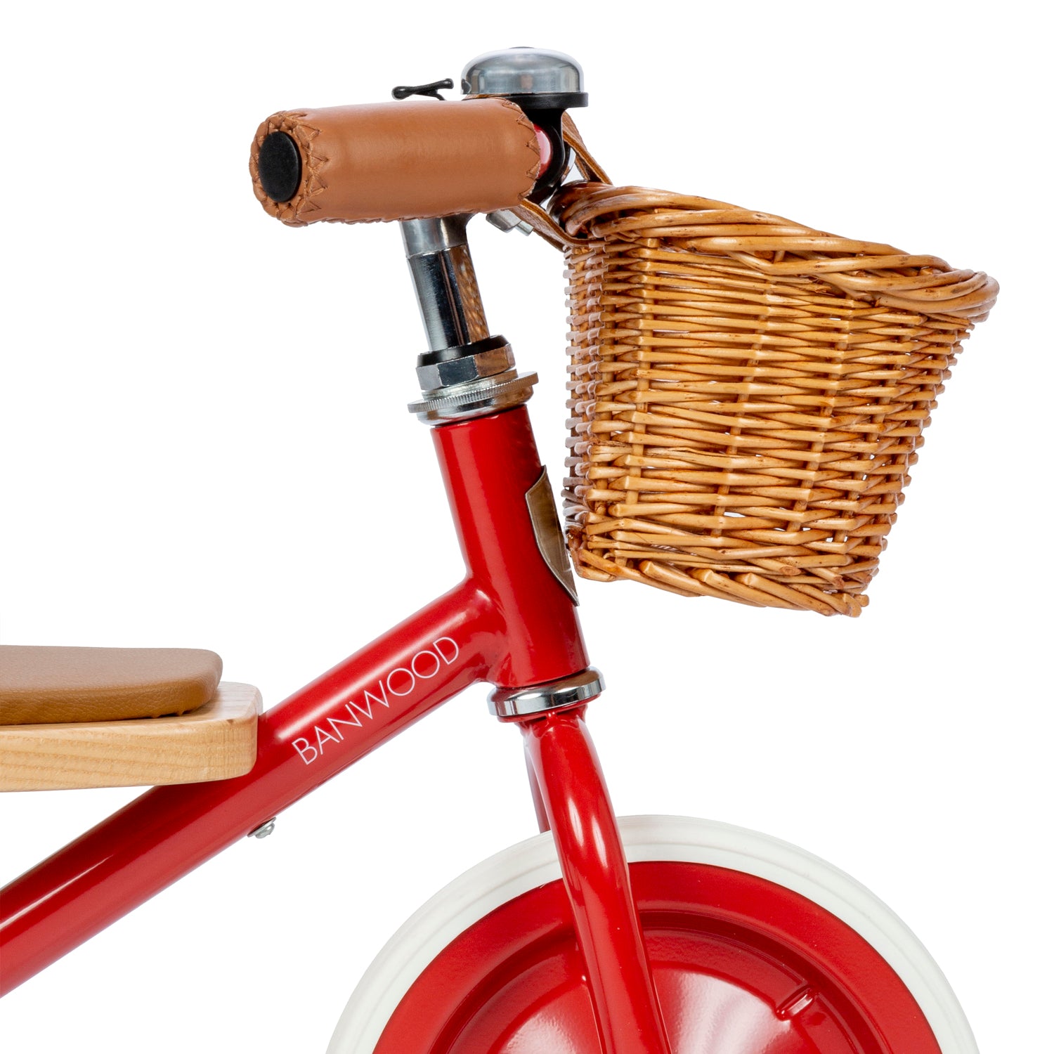 Deze leuke Banwood driewieler in vintage red heeft een retro design. Met deze fiets kunnen zelfs de allerkleinsten mee op een fietstochtje. Deze driewieler is namelijk geschikt voor kinderen vanaf 2 jaar. VanZus