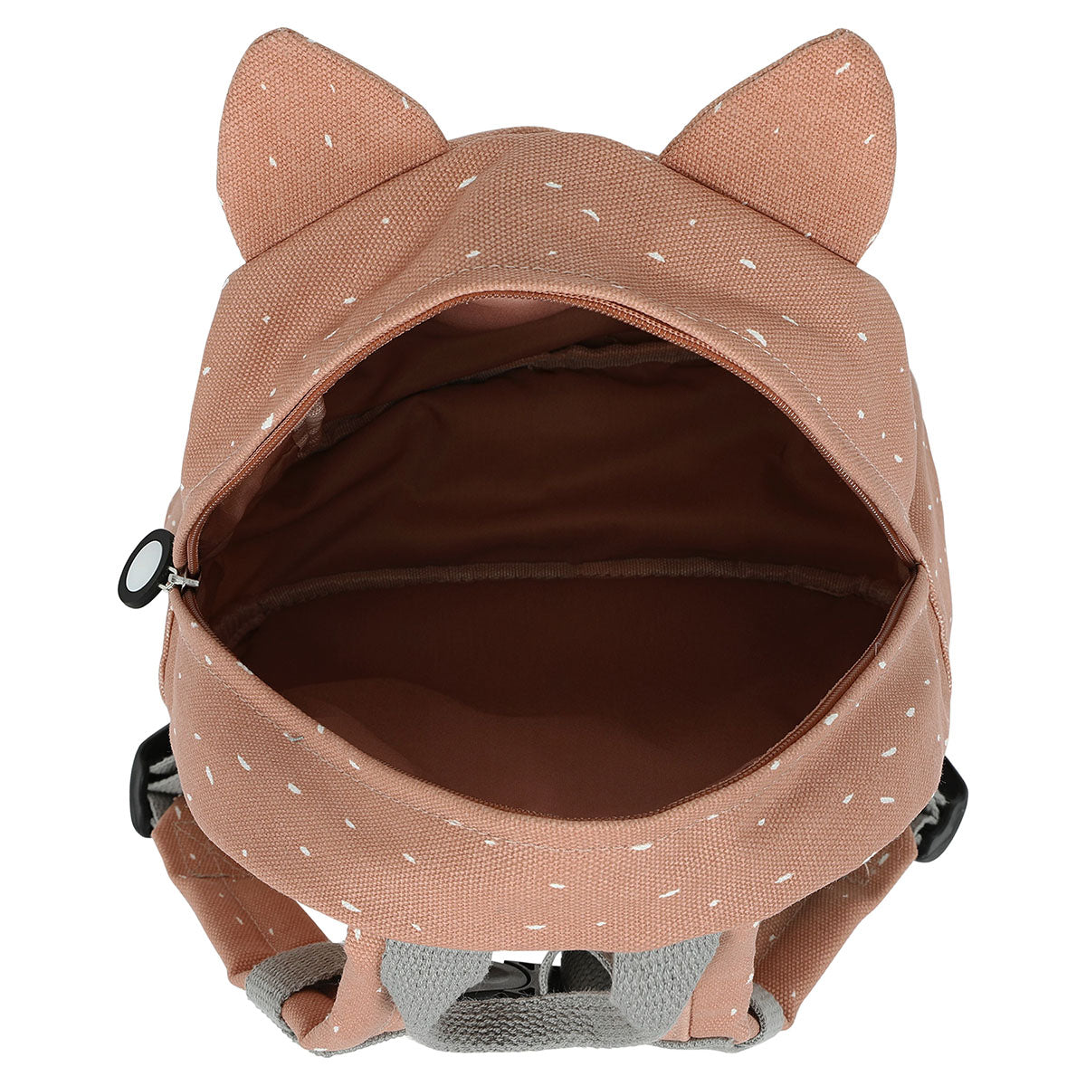 Met de Trixie Mrs. Cat rugzak klein ben je klaar voor avontuur! In deze roze schooltas kan je al je spulletjes kwijt voor een dagje weg. De roze rugzak komt in de vorm van een lieve kat. VanZus.
