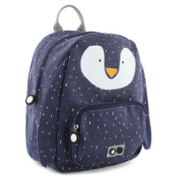 Met de Trixie Mr. Penguin rugzak klein ben je klaar voor avontuur! In deze blauwe schooltas kan je al je spulletjes kwijt voor een dagje weg. De blauwe rugzak komt in de vorm van een pinguin. VanZus.