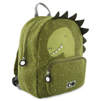 Met de Trixie Mr. Dino rugzak klein ben je klaar voor avontuur! In deze groene schooltas kan je al je spulletjes kwijt voor een dagje weg. De groene rugzak komt in de vorm van een stoere dino. VanZus.