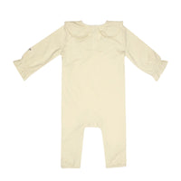 De Baje Studio linny newborn onesie taupe is een heerlijk zacht en comfortabel pakje, perfect voor jouw kleine baby. Dit pakje is gemaakt van biologisch katoen, heel fijn voor gevoelige babyhuidjes. VanZus.