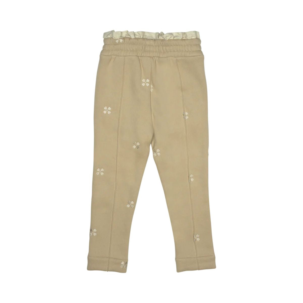 De Baje Studio montrose broek in de kleur peanut is een onmisbaar item voor in de kledingkast van je kindje. Deze broek zit super comfortabel maar ziet er ook nog eens heel erg leuk uit. VanZus.