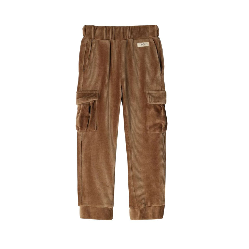 De Baje Studio woolwich broek in de kleur taupe is een super leuke broek die ook nog eens comfortabel zit. Dankzij de fijne stof en leuke details is deze broek net weer even wat anders dan de gemiddelde spijkerbroek. VanZus