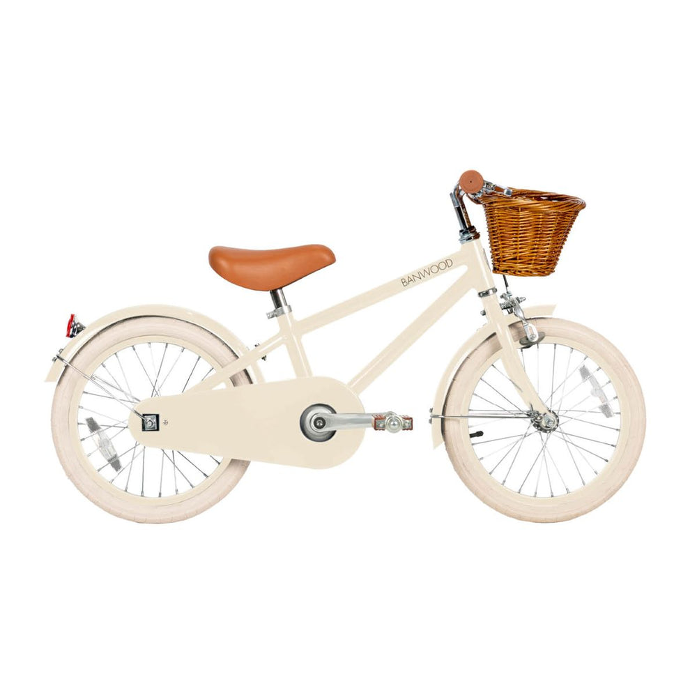 Deze leuke Banwood fiets in classic vintage cream is een superleuke kinderfiets met een retro design. Deze fiets heeft een Scandi look en heeft unieke trappers van palissanderhout. Ook heeft de fiets een mooie roomwitte kleur. VanZus