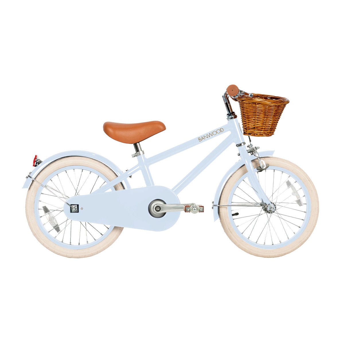 Deze leuke Banwood fiets in classic vintage sky blue is een superleuke kinderfiets met een retro design. Deze fiets heeft een Scandi look en heeft unieke trappers van palissanderhout. Ook heeft de fiets een mooie lichtblauwe kleur. VanZus