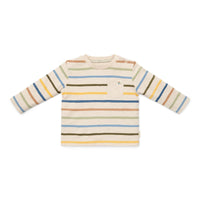 Ga lekker op avontuur in het gestreepte t-shirt met lange mouw in de variant stripe van Little Dutch. De vrolijke kleuren en strepen van deze longsleeve maken het een heerlijk draagbaar shirt. VGemaakt van zacht off-white biologisch katoen, met strepen in aardetinten. Het borstzakje voegt een speels detail toe.  VanZus