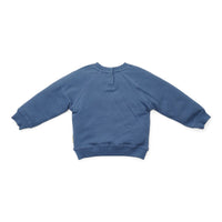 Deze sweater van Little Dutch in de kleur dark blue (donkerblauw) heeft vrolijke, geborduurde letters met de tekst "Good mood" op de voorzijde. Heerlijk zacht door het zachte biologisch katoen en daardoor is het sweatshirt heel comfortabel. Heerlijk op de koelere dagen. VanZus