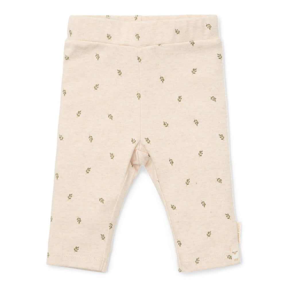 Deze schattige Little Dutch legging in de print green leaves is een heerlijk zacht en comfortabel broekje die heel fijn aanvoelt. De legging is gemaakt van katoen, wat zorgt voor comfort en bewegingsvrijheid. VanZus