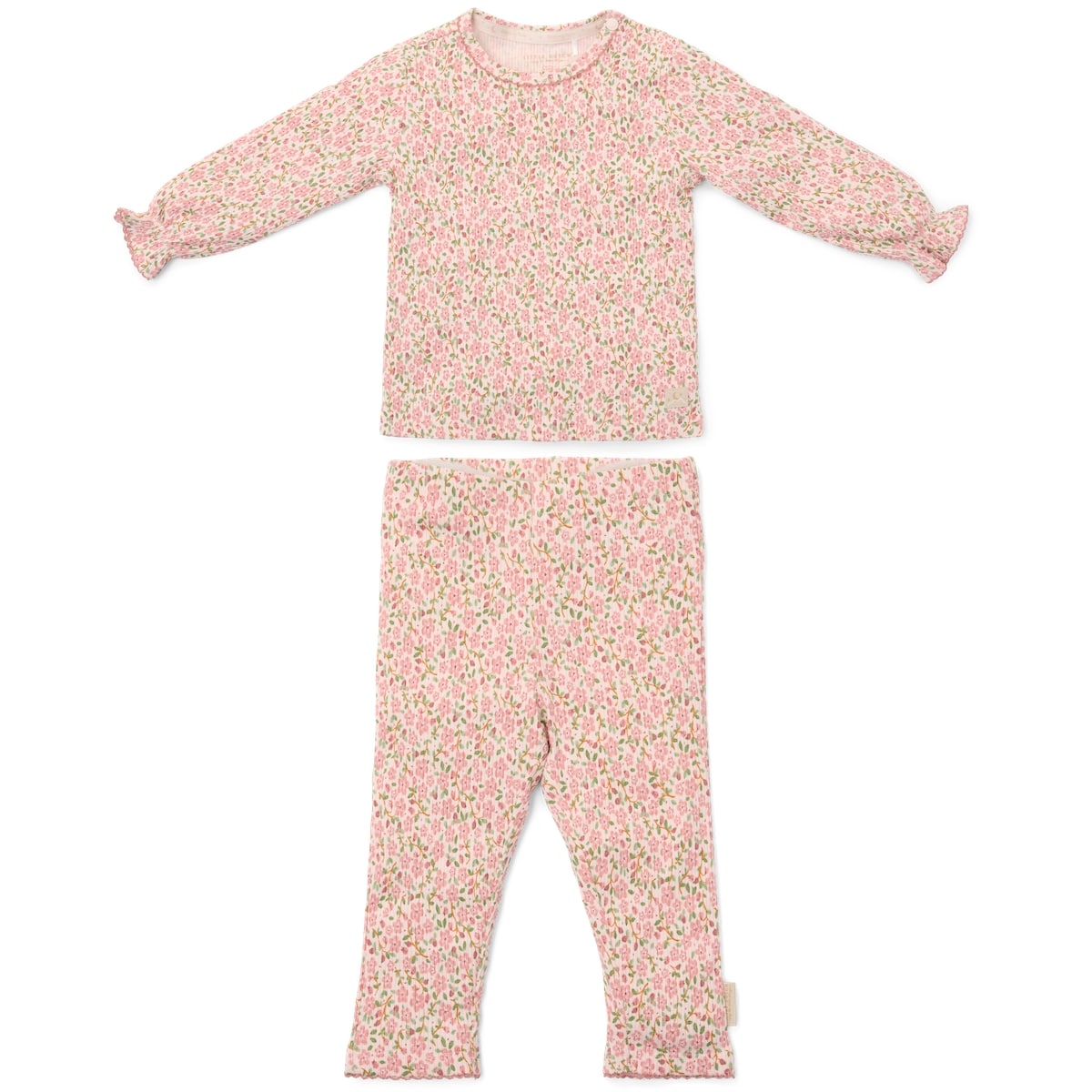 Ga naar dromenland en droom de mooiste dromen in deze tweedelige pyjama fairy floral van Little Dutch.  De pyjama bestaat uit een pyjamabroek en een pyjamashirt met een romantische bloemenprint en romantische details langs de mouwen en pijpen. VanZus