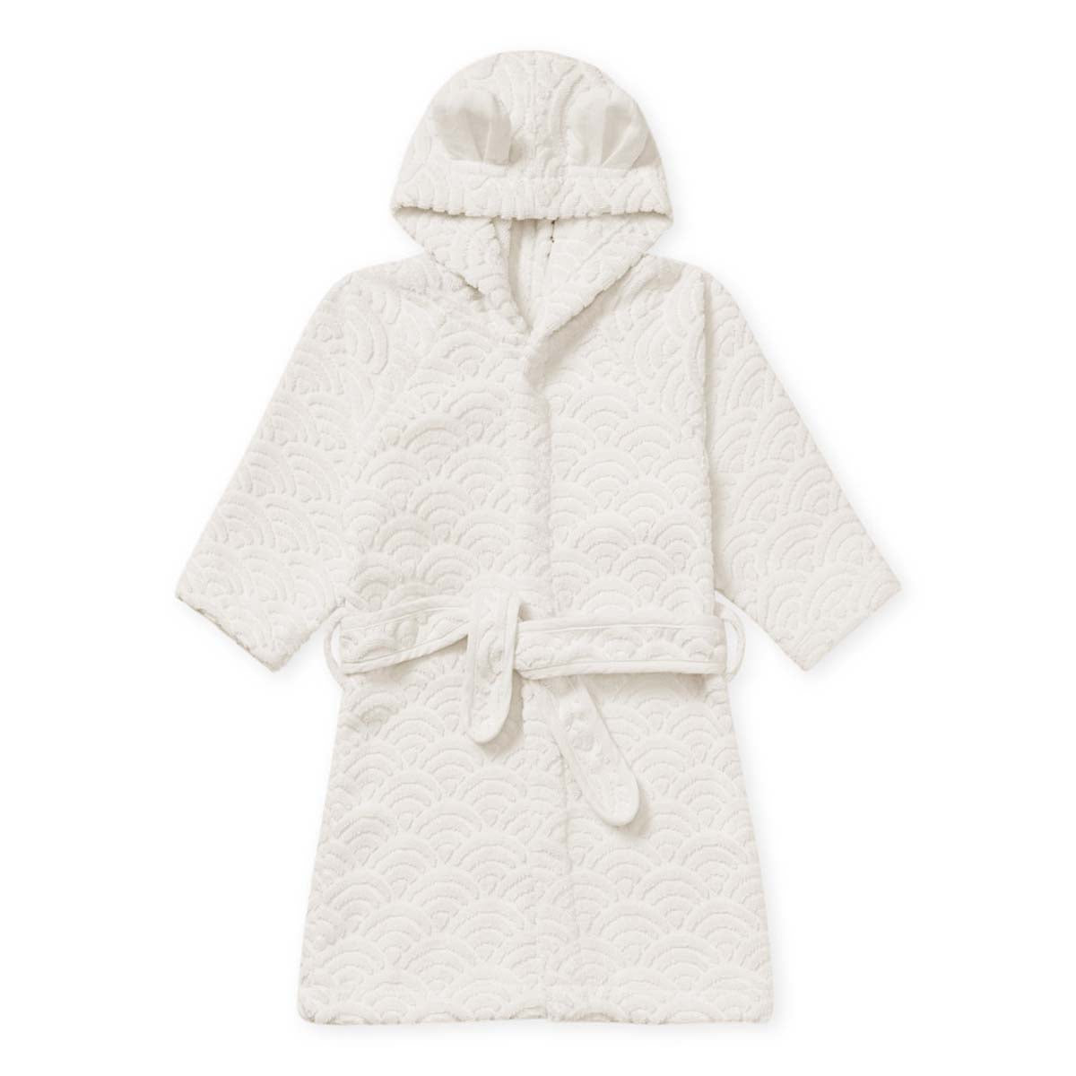Een schattige, warme en zachte badjas small van Cam Cam Copenhagen in de kleur off-white. Met capuchon met schattige oortjes en ceintuur. Gebruik hem thuis, bij het zwembad of op het strand. VanZus