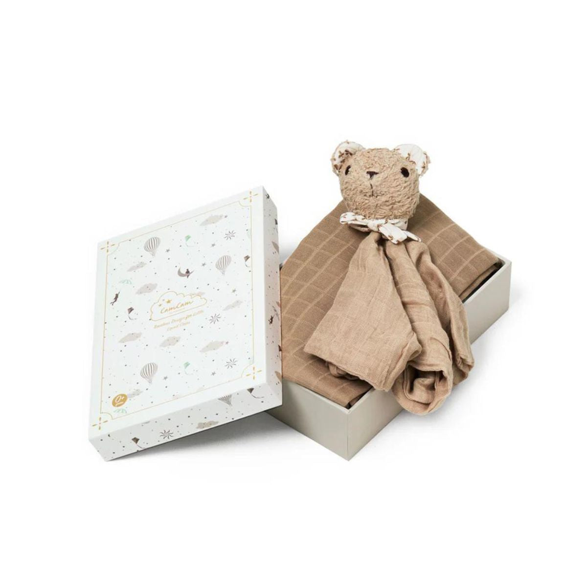 Het perfecte cadeau voor kraamvisite of babyshower: het Cam Cam Copenhagen knuffeldoekje cadeaubox dreamland. Gemaakt van 100% biologisch katoen, zacht en ademend, in mooie cadeaubox. Multifunctioneel. VanZus