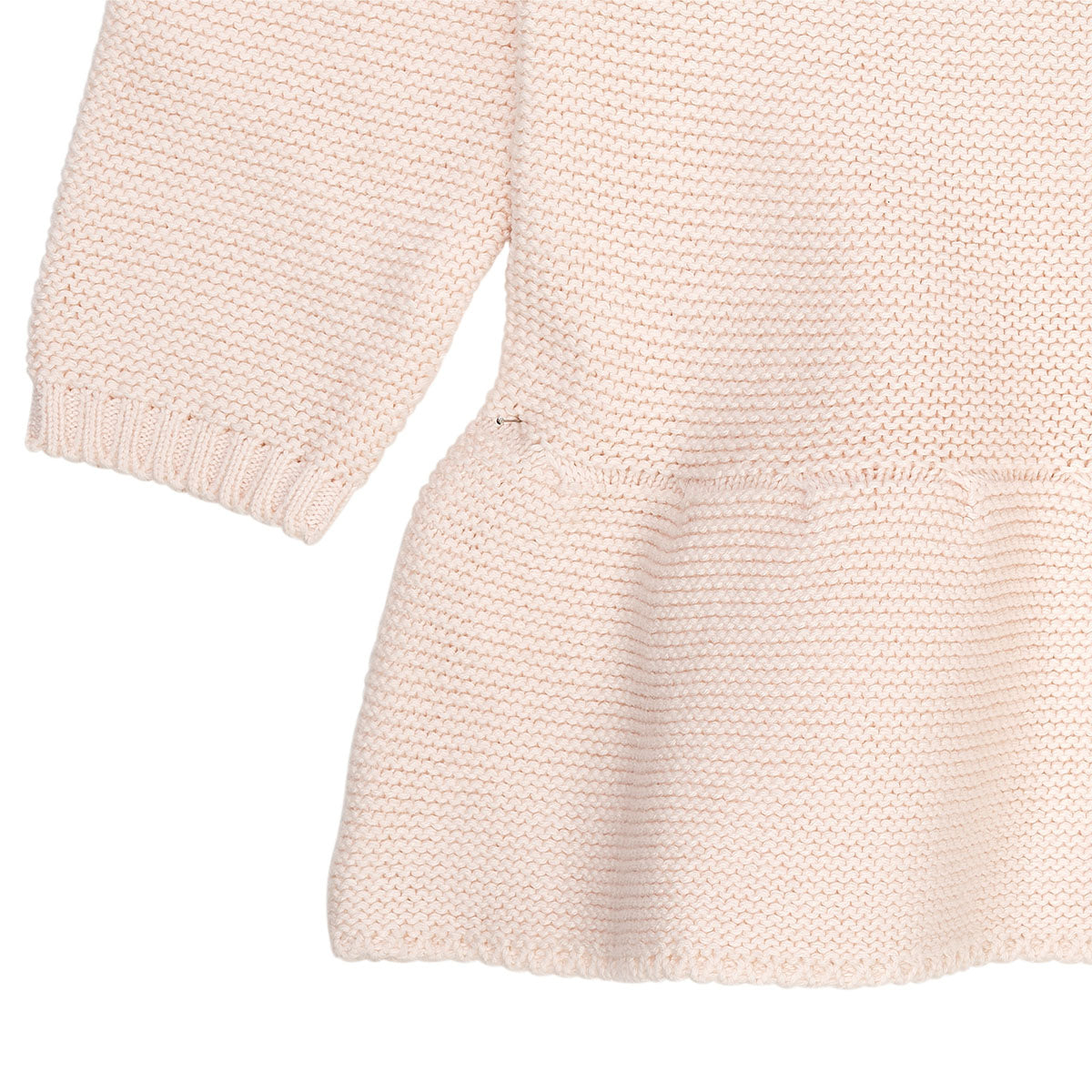 Houd je kindje lekker warm met deze gebreide trui ruches in de kleur soft pink van het merk Copenhagen Colors. Deze mooie trui is gemaakt van 100% katoen. Je voelt dat de trui gemaakt is van hoge kwaliteit materialen. VanZus